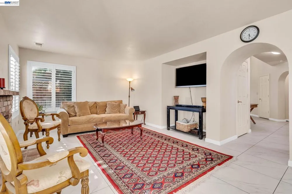1910 Harvest Landing Ct Tracy, CA 95376