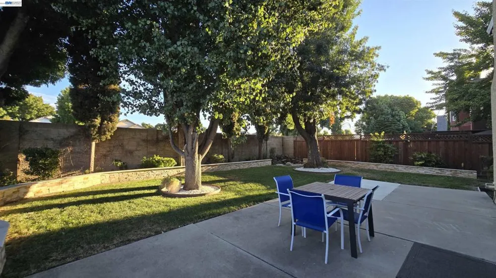 1910 Harvest Landing Ct Tracy, CA 95376