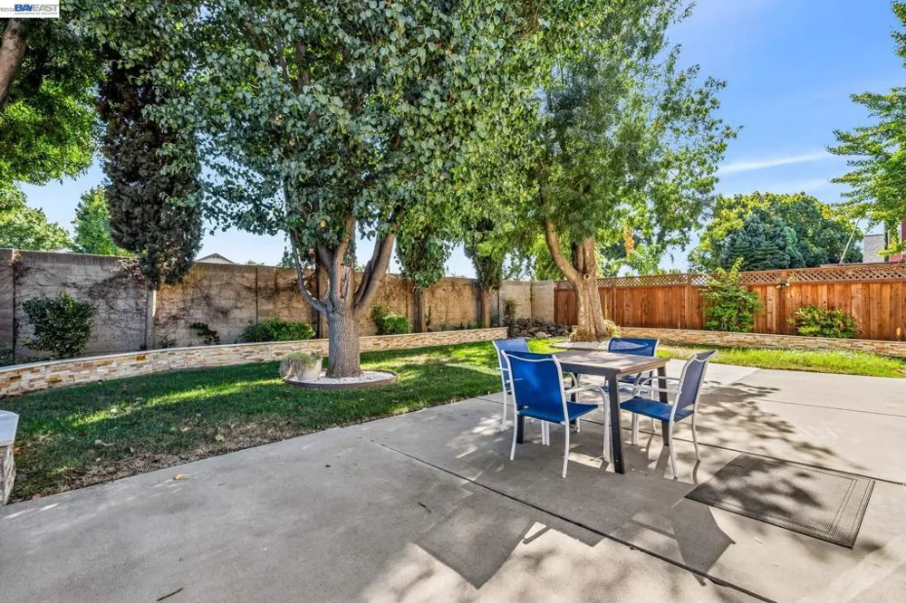 1910 Harvest Landing Ct Tracy, CA 95376
