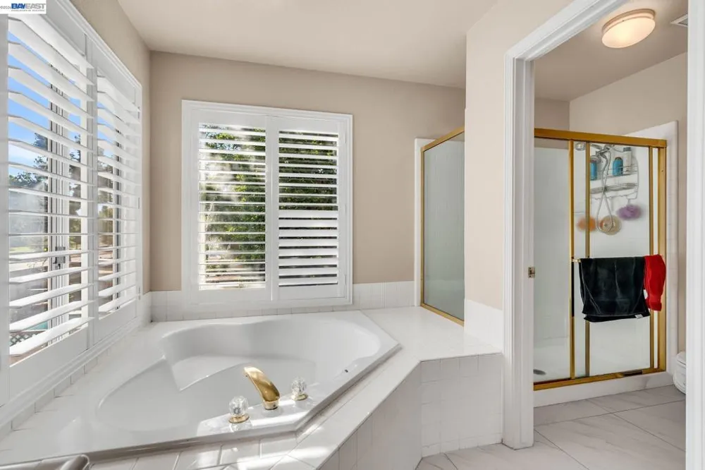 1910 Harvest Landing Ct Tracy, CA 95376