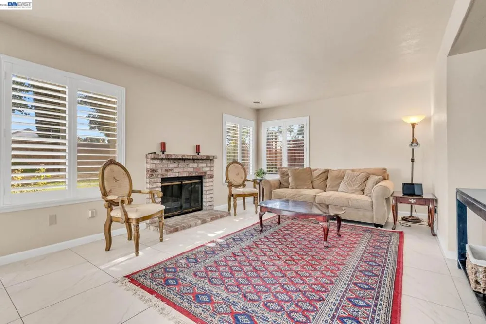 1910 Harvest Landing Ct Tracy, CA 95376