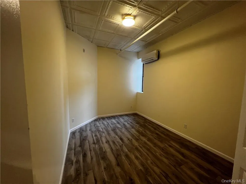102 North Street #4 Middletown, NY 10940