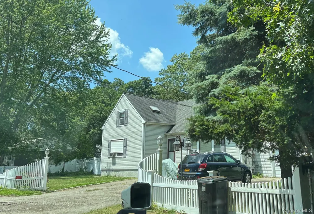 63 Washington Avenue Mastic Beach, NY 11951