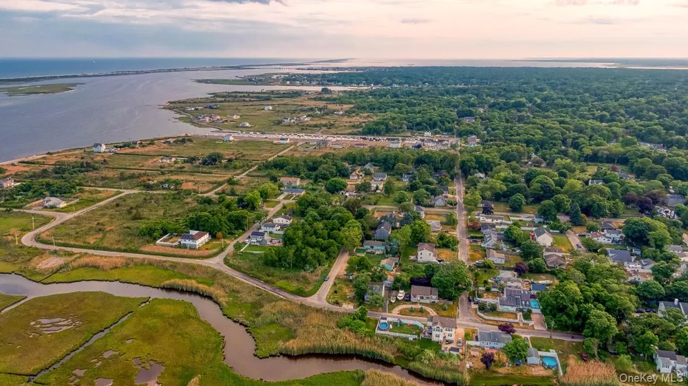 63 Washington Avenue Mastic Beach, NY 11951