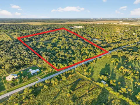 6102 S Saint Lucie Boulevard S