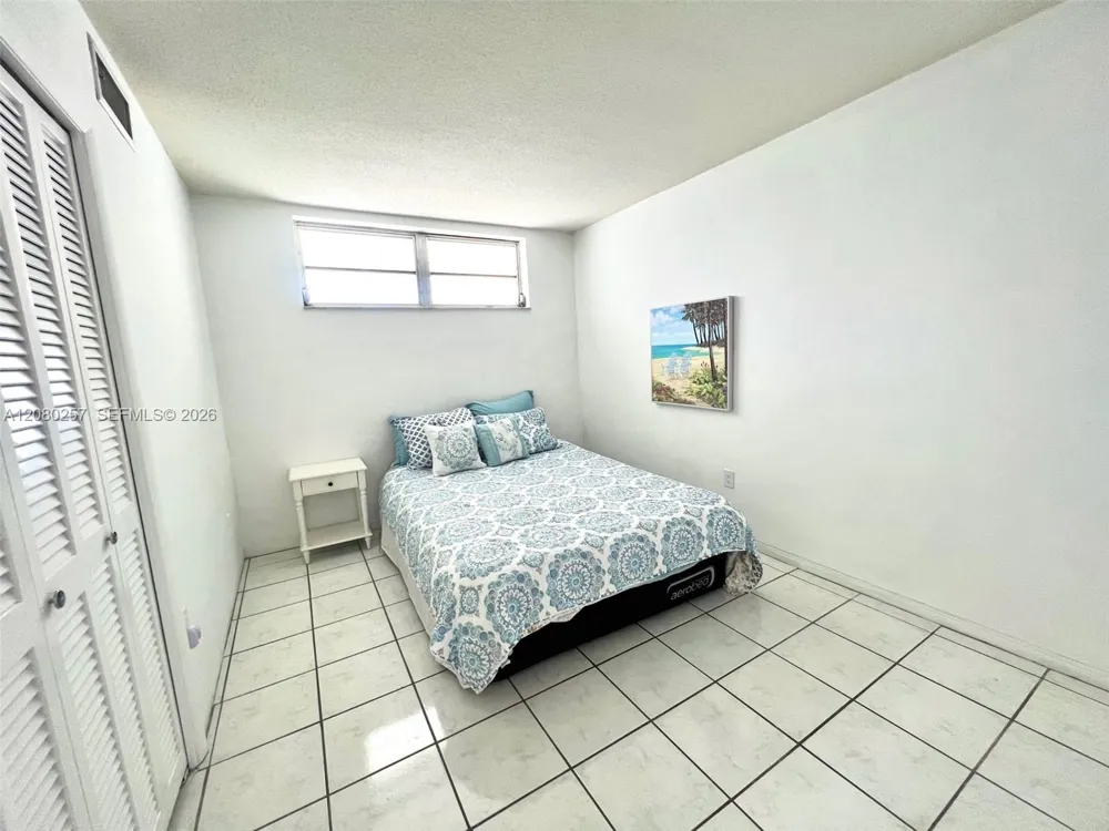 3030 Marcos Dr #T302 Aventura, FL 33160