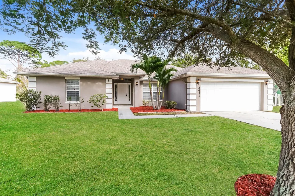 2431 SE GILBERT AVENUE Port St. Lucie, FL 34952