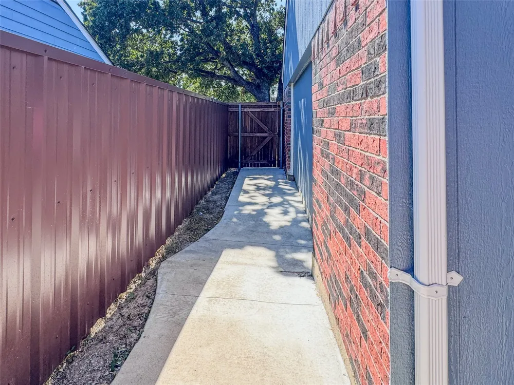 1508 Pocono Trail Dallas, TX 75217
