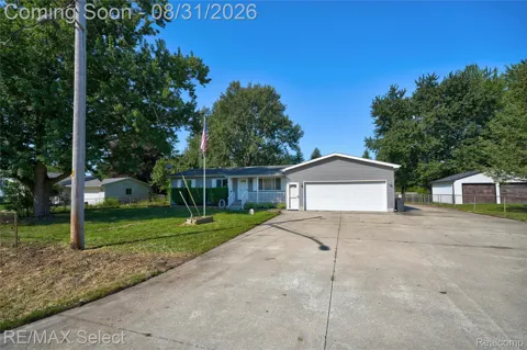 2122 Hillsdale Drive