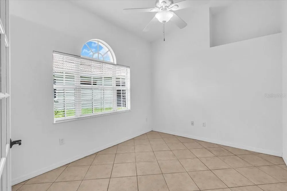 6393 ROOKERY CIRCLE Bradenton, FL 34203