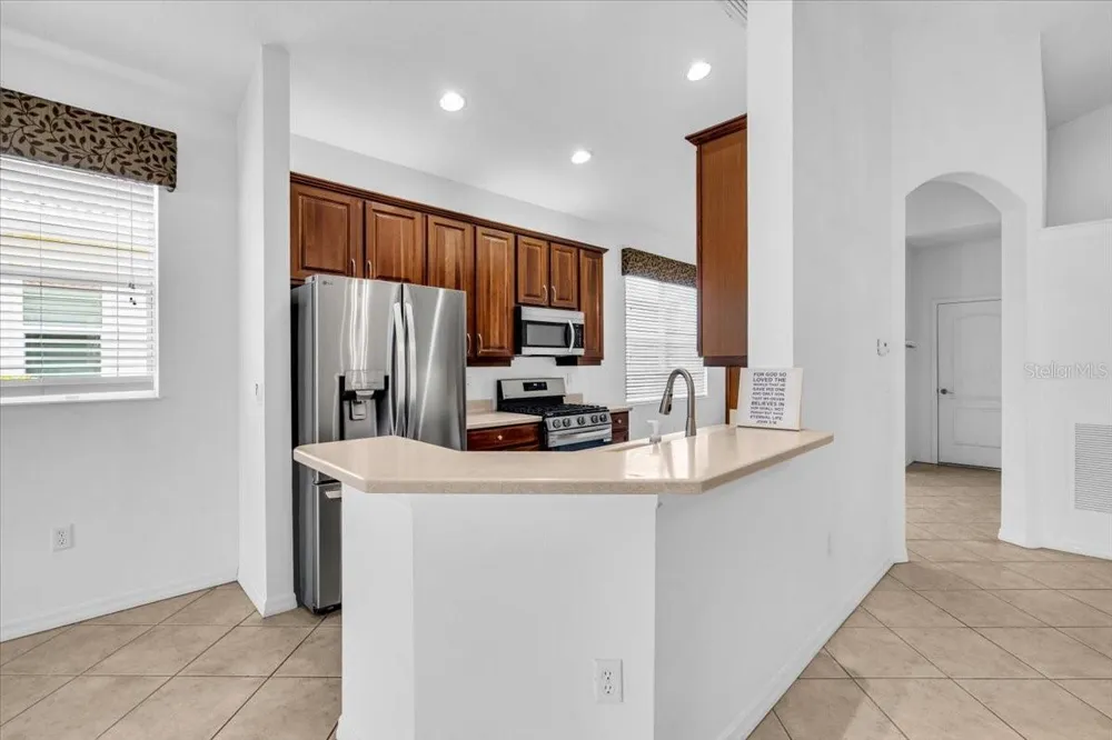 6393 ROOKERY CIRCLE Bradenton, FL 34203