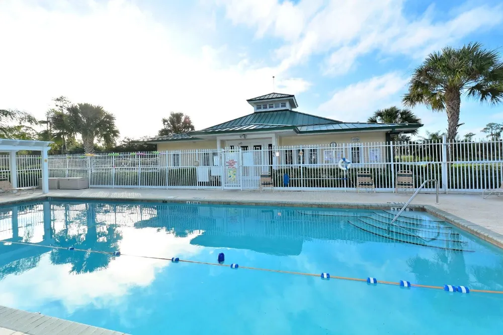 6393 ROOKERY CIRCLE Bradenton, FL 34203