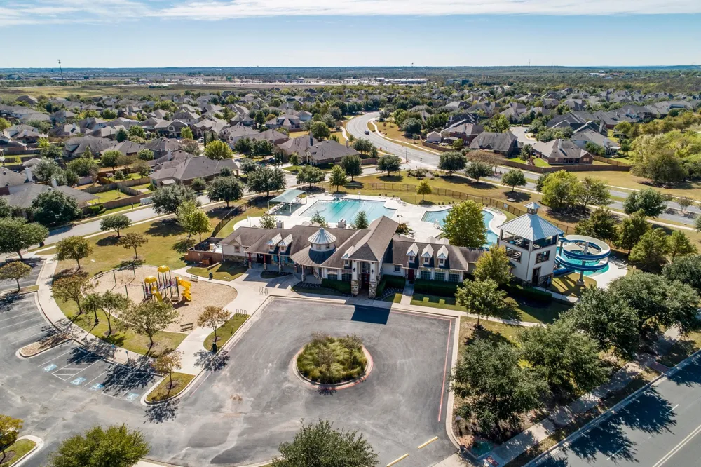 14808 Kira Lane Manor, TX 78653