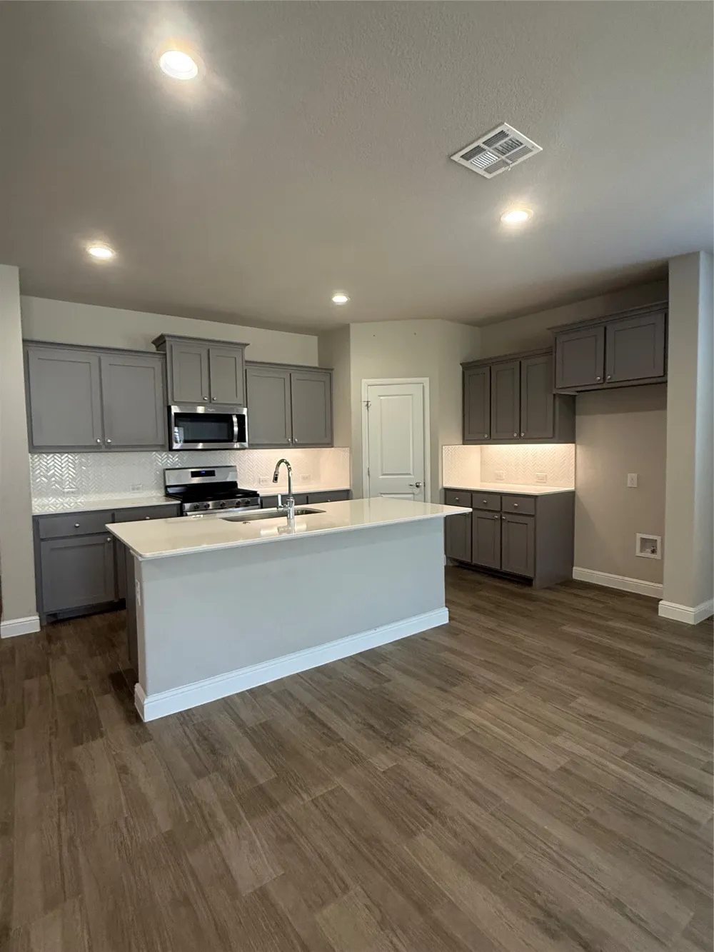1232 Kerrville Lane Weatherford, TX 76087