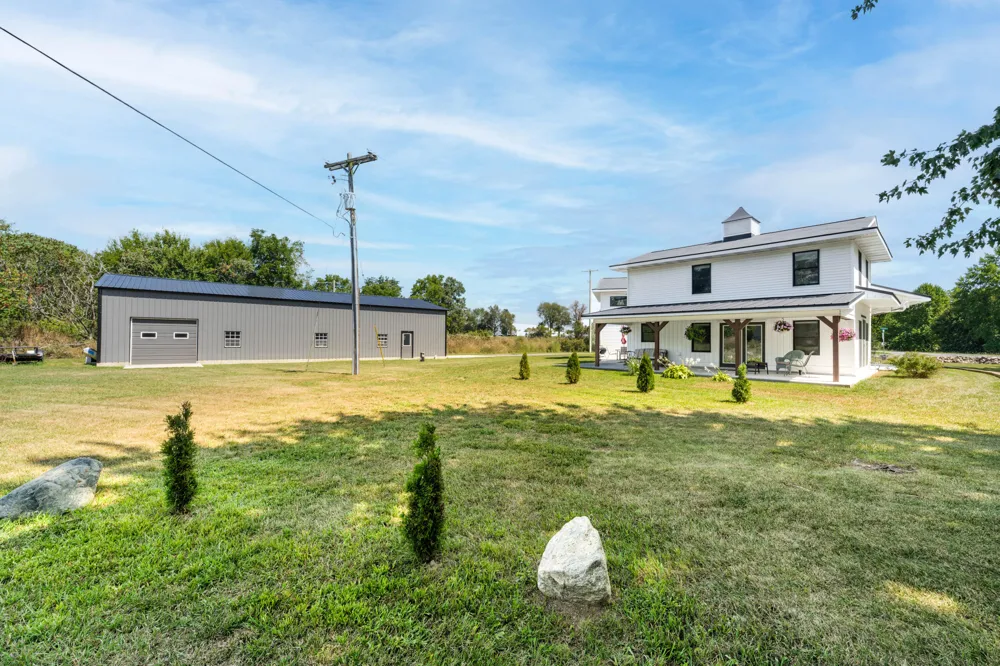 10268 Graham Road Plainwell, MI 49080