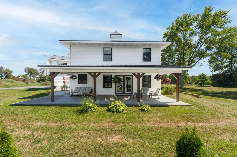 10268 Graham Road Plainwell, MI 49080
