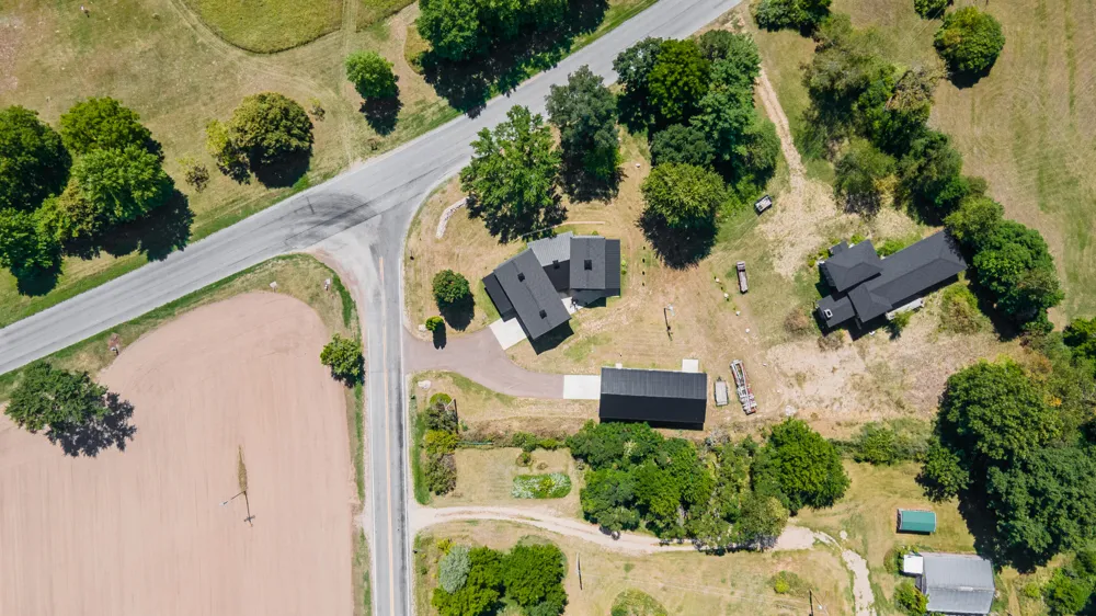 10268 Graham Road Plainwell, MI 49080