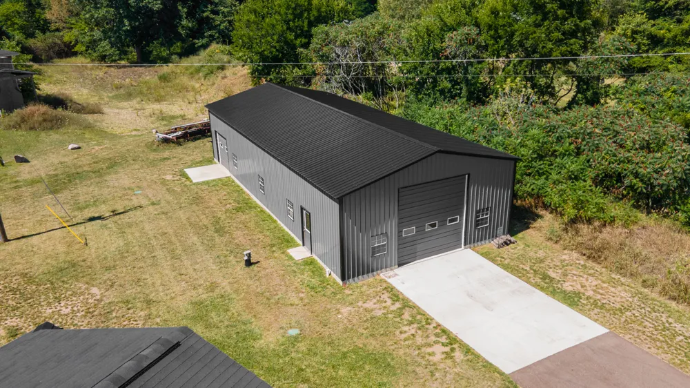 10268 Graham Road Plainwell, MI 49080