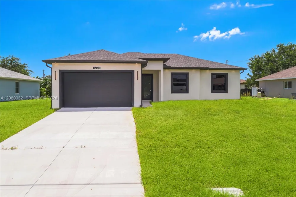 1208 NE 19TH ST Cape Coral, FL 33909