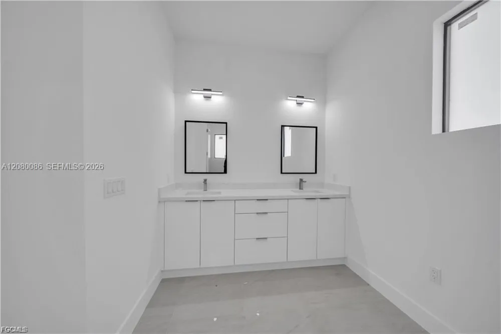 4703 Sara AVE N Lehigh Acres, FL 33971