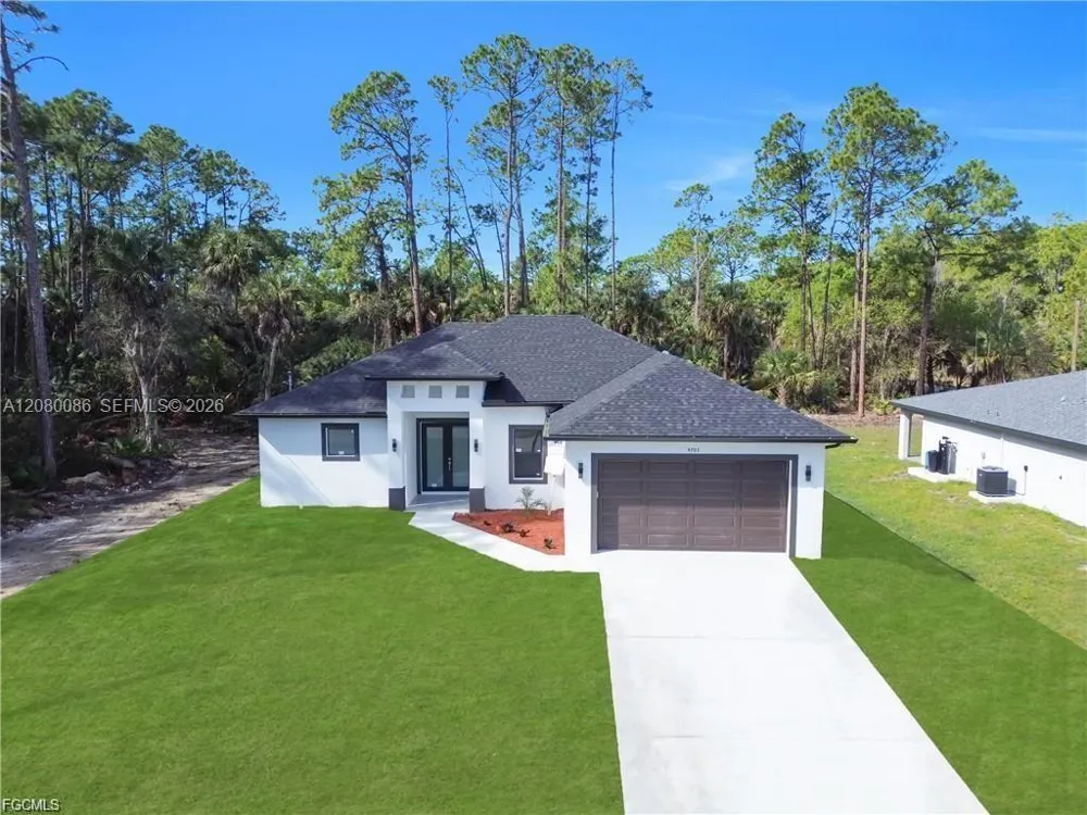 4703 Sara AVE N Lehigh Acres, FL 33971