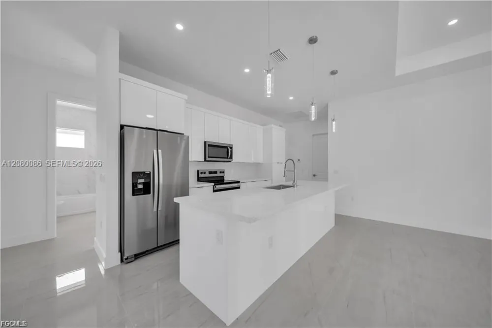 4703 Sara AVE N Lehigh Acres, FL 33971