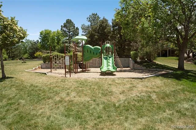 7609 E Jamison Drive Centennial, CO 80112