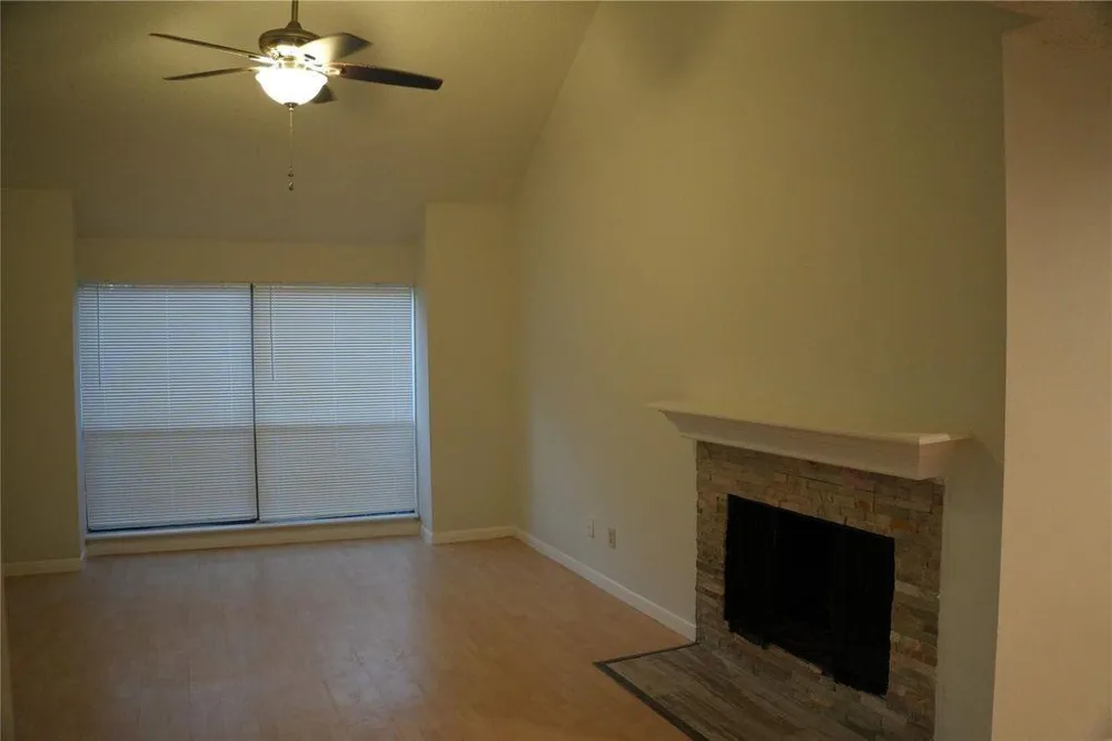 6601 Sands Point Drive #73 Houston, TX 77074