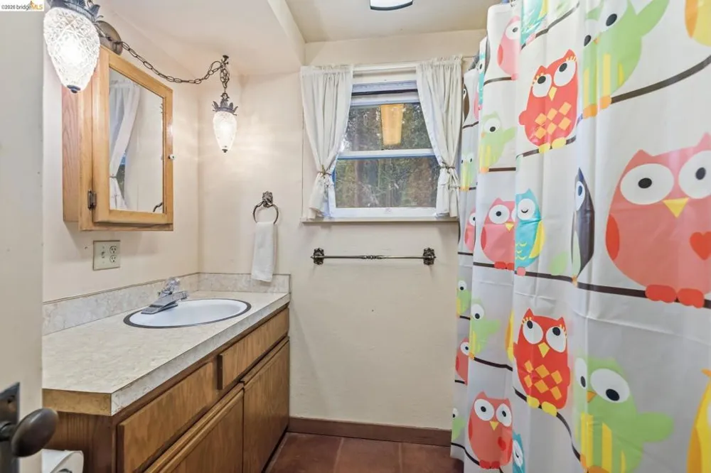 112 MEADOWVIEW Pinecrest, CA 95364