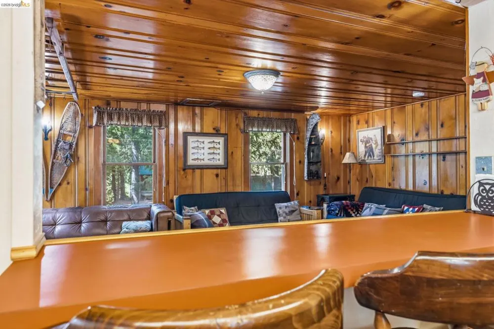 112 MEADOWVIEW Pinecrest, CA 95364