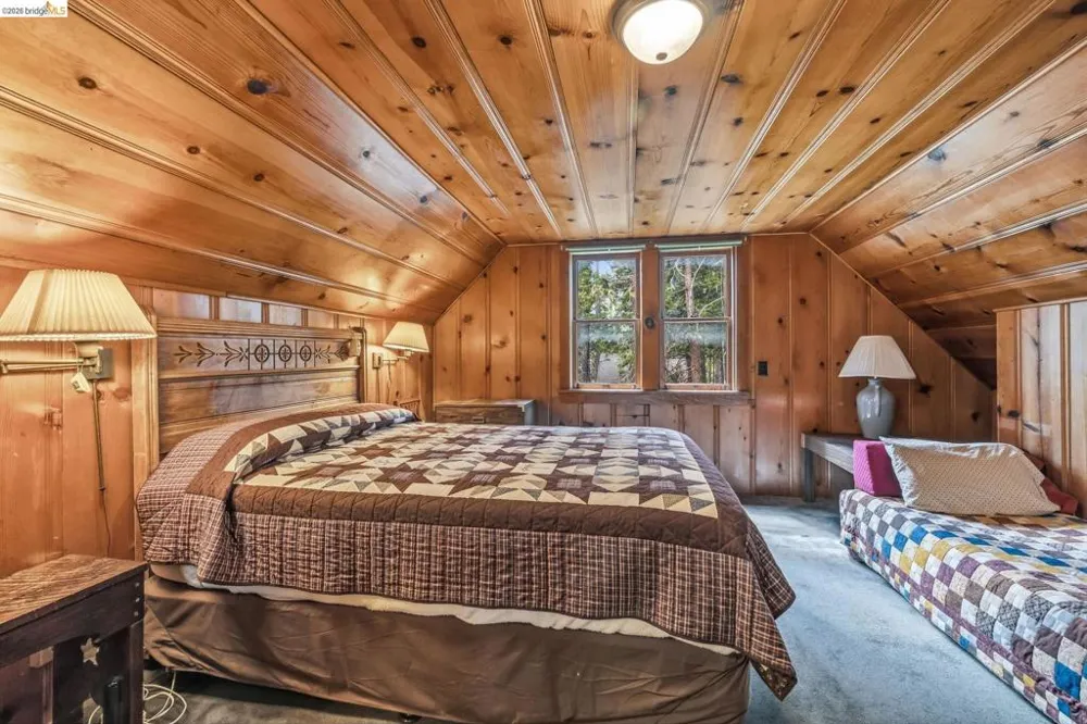 112 MEADOWVIEW Pinecrest, CA 95364