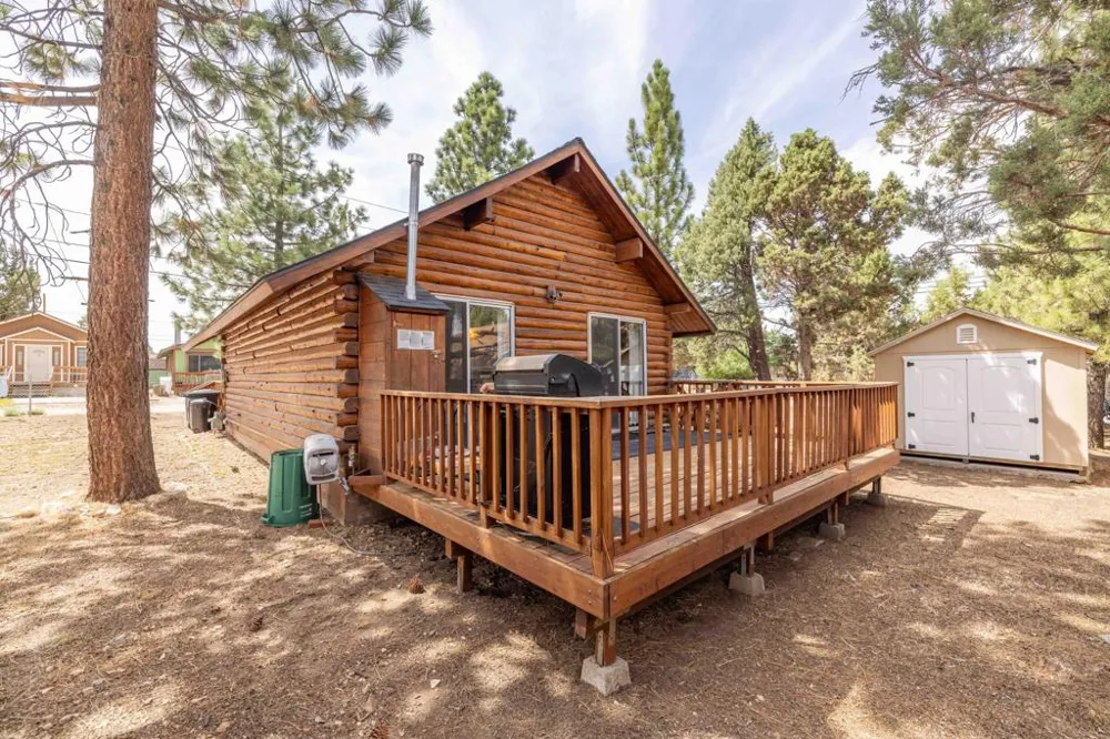 908 Spruce Lane Big Bear, CA 92314