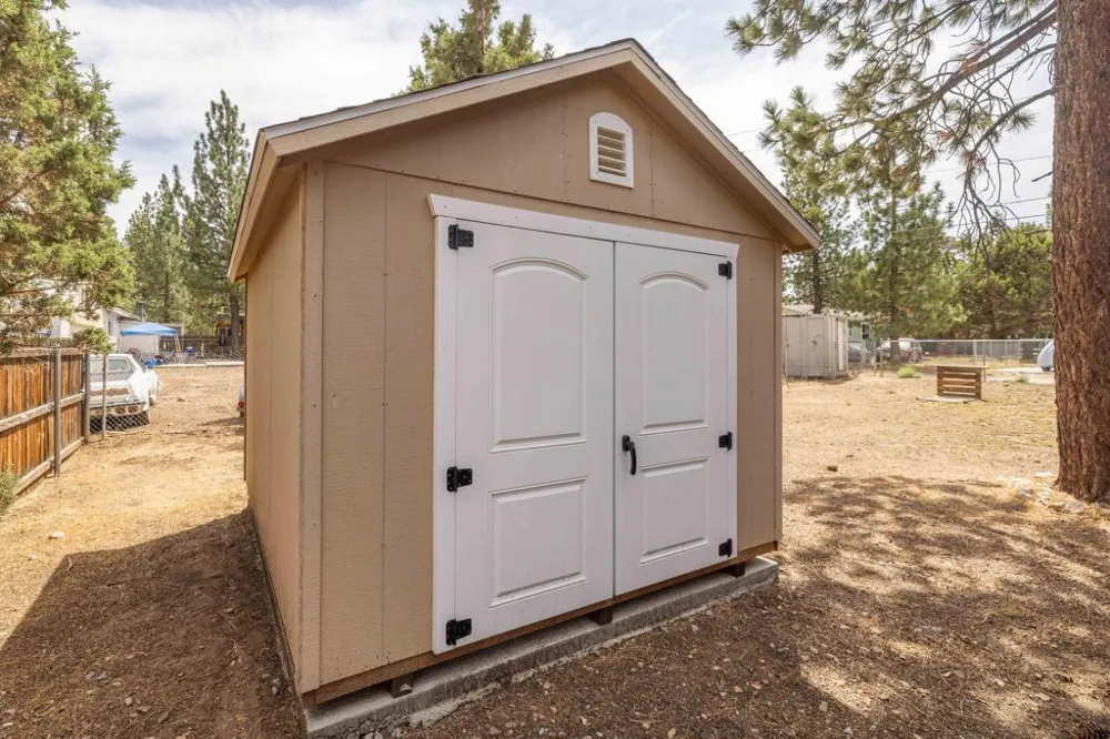 908 Spruce Lane Big Bear, CA 92314