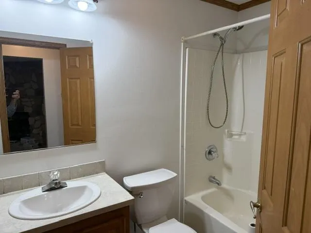 2930 Birch Landing E Drive Lakeview, MI 48850