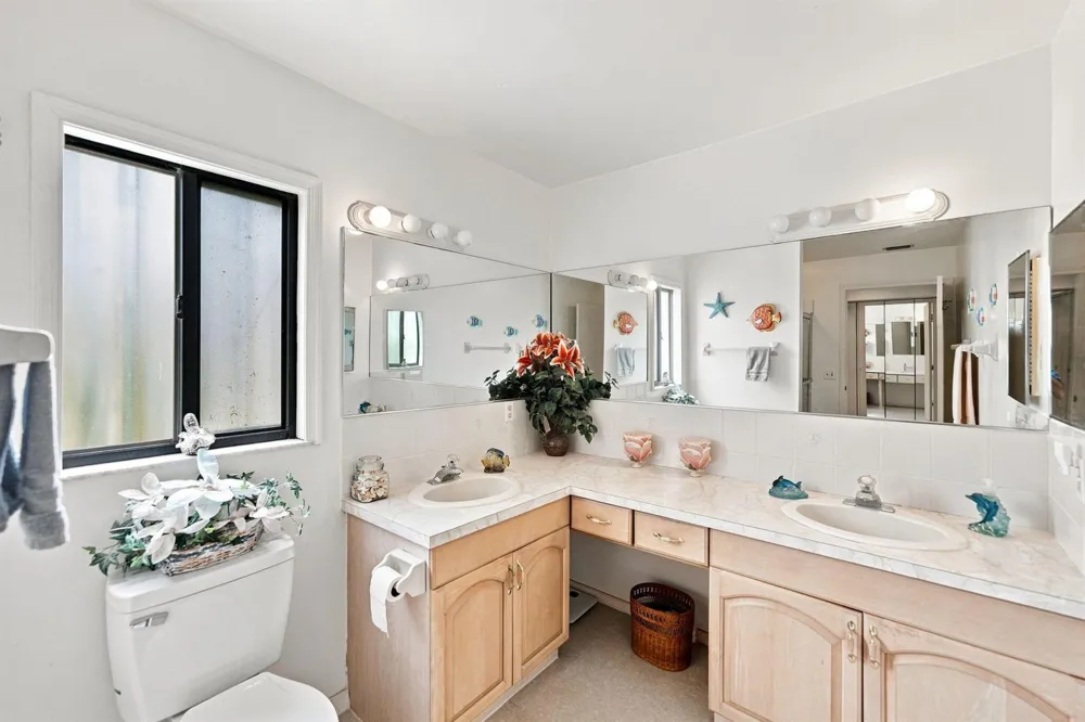 6940 SE CONSTITUTION #201 Hobe Sound, FL 33455