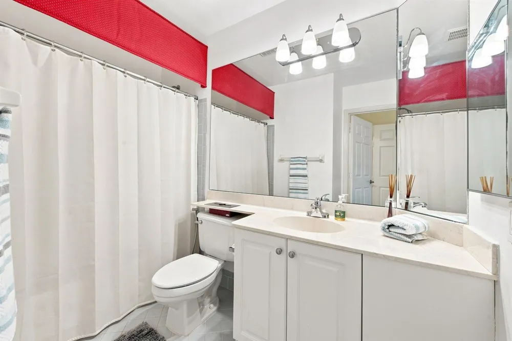 5219 EUROPA DRIVE #E Boynton Beach, FL 33437