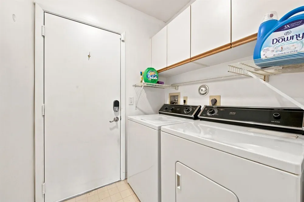 5219 EUROPA DRIVE #E Boynton Beach, FL 33437