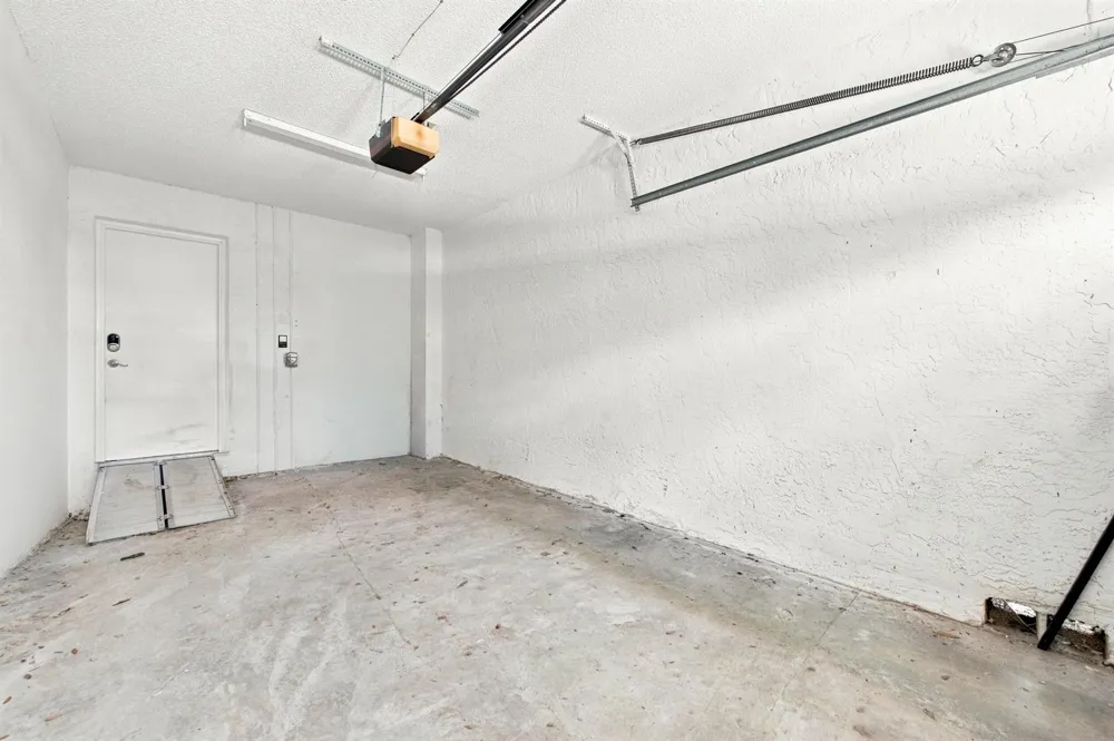 5219 EUROPA DRIVE #E Boynton Beach, FL 33437