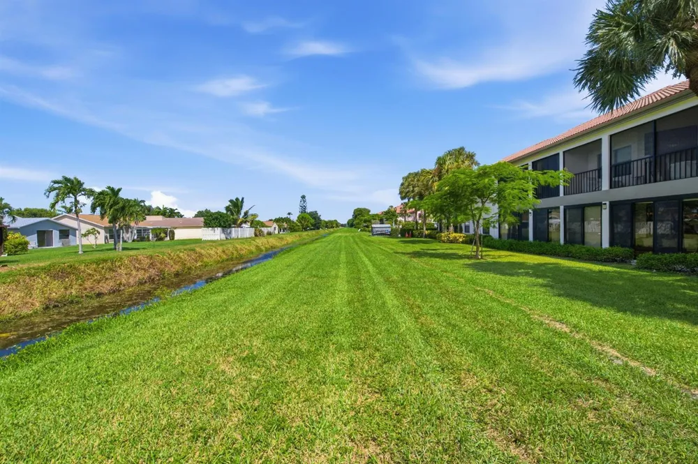 5219 EUROPA DRIVE #E Boynton Beach, FL 33437