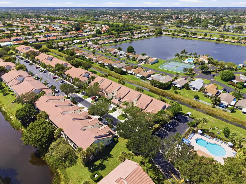 5219 EUROPA DRIVE #E Boynton Beach, FL 33437