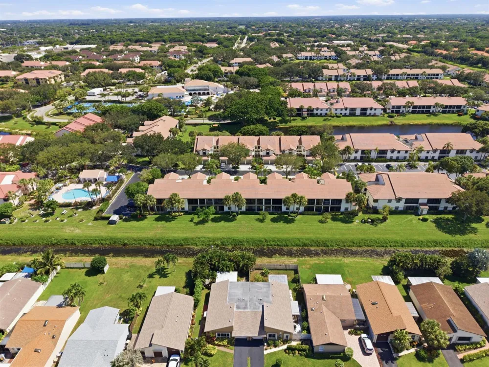 5219 EUROPA DRIVE #E Boynton Beach, FL 33437