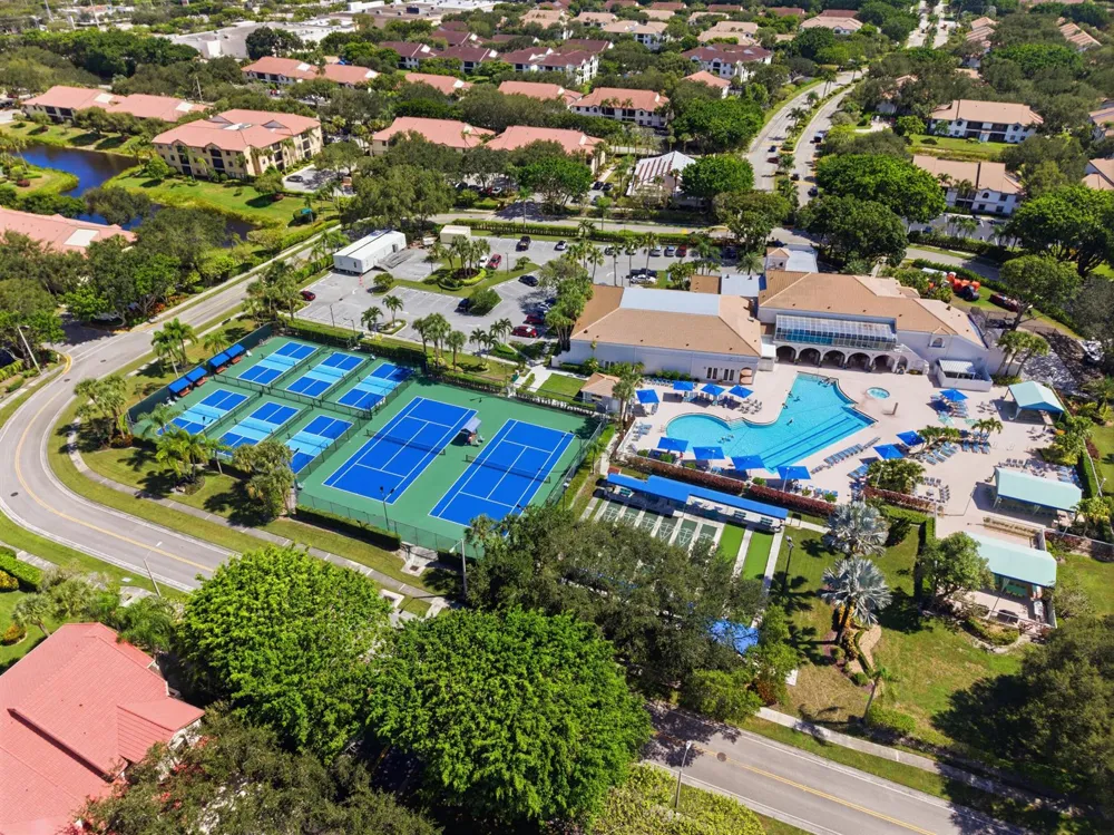 5219 EUROPA DRIVE #E Boynton Beach, FL 33437