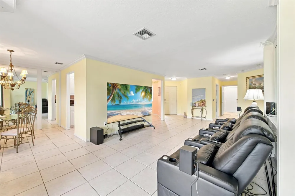 5219 EUROPA DRIVE #E Boynton Beach, FL 33437