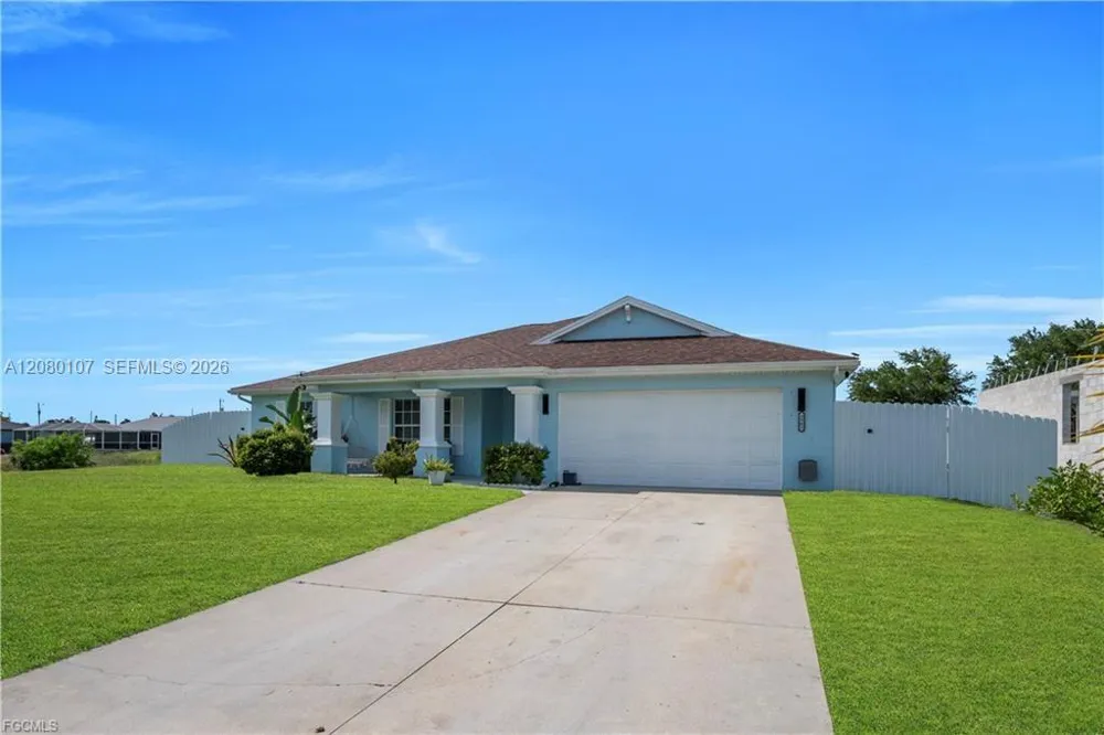 3902 3RD ST SW Lehigh Acres, FL 33976