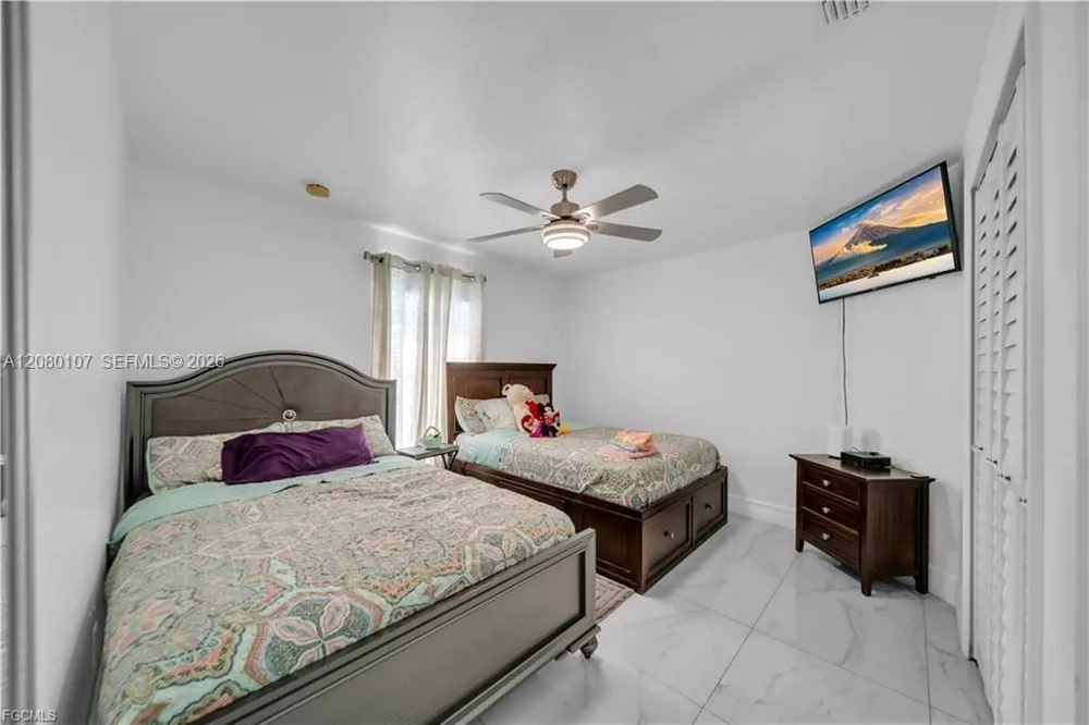3902 3RD ST SW Lehigh Acres, FL 33976
