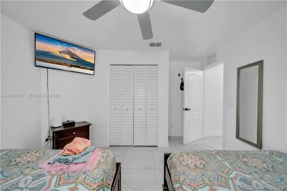 3902 3RD ST SW Lehigh Acres, FL 33976