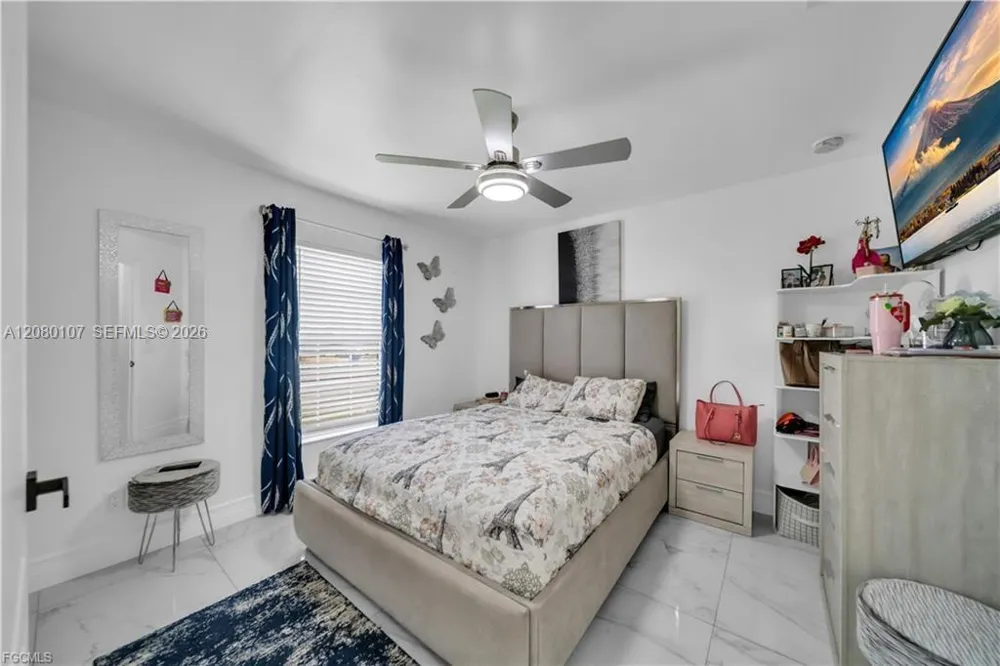3902 3RD ST SW Lehigh Acres, FL 33976