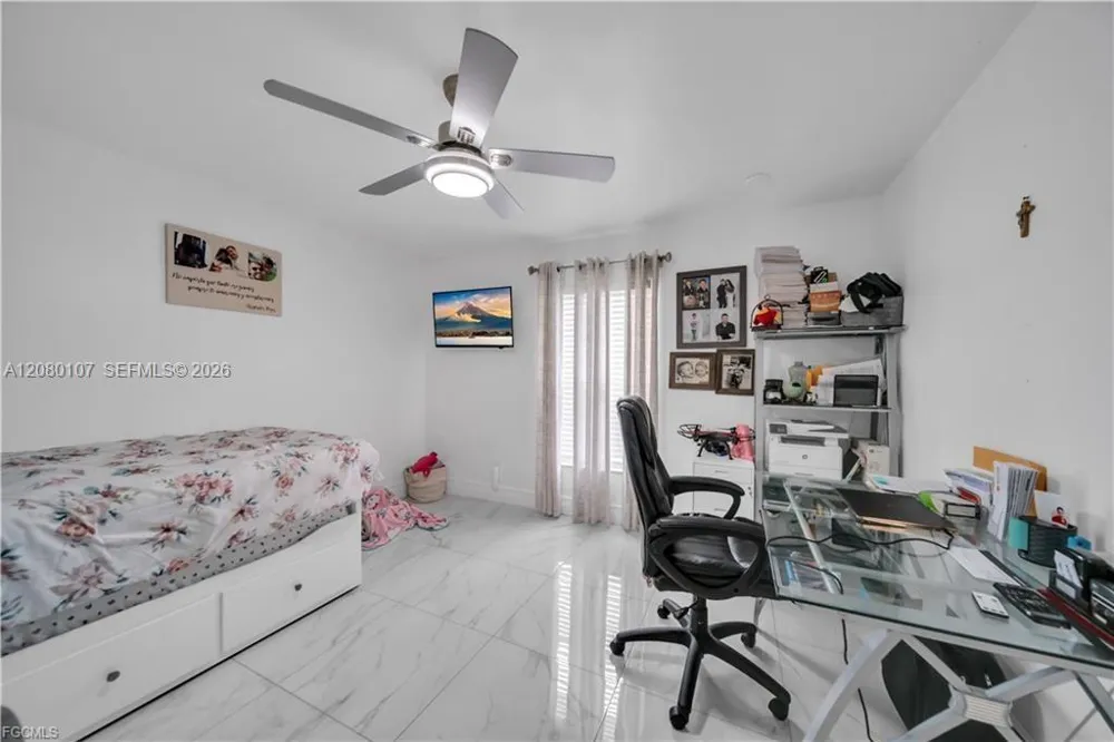 3902 3RD ST SW Lehigh Acres, FL 33976