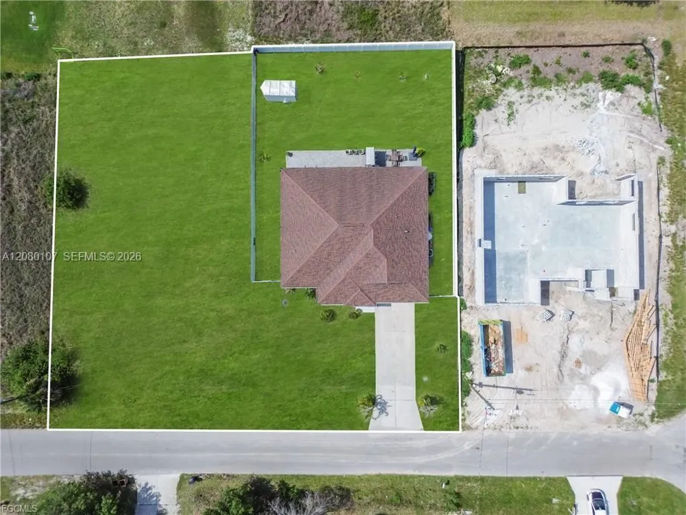 3902 3RD ST SW Lehigh Acres, FL 33976