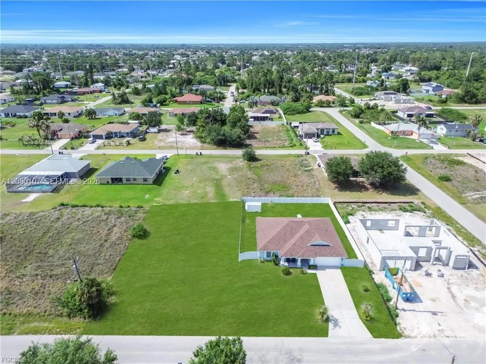 3902 3RD ST SW Lehigh Acres, FL 33976